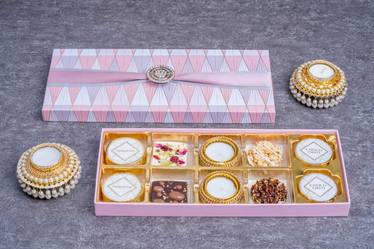 1633084999_Diwali-Festive-Hampers-Code-No.10-03