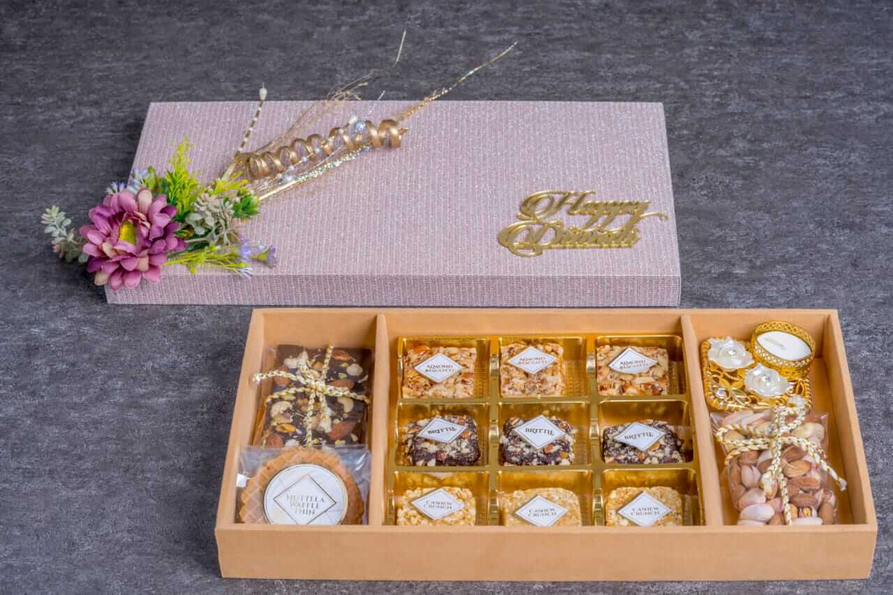 1633507946_Diwali-Chocolate-Gift-Box-3-02