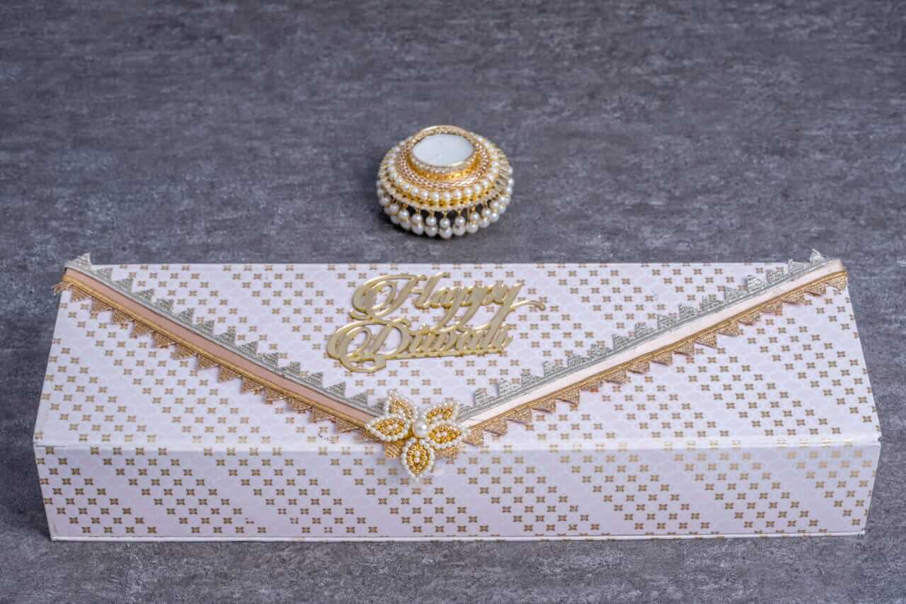 1633520646_Diwali-Gifts-For-Clients-7-03