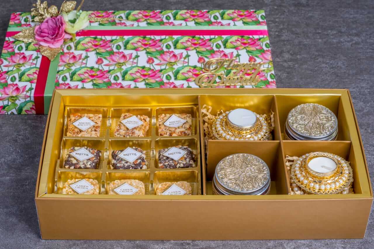 1633521881_Diwali-Gifts-India-16-03