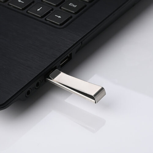 1647259475_Bookmark-Metal-Pendrive-02